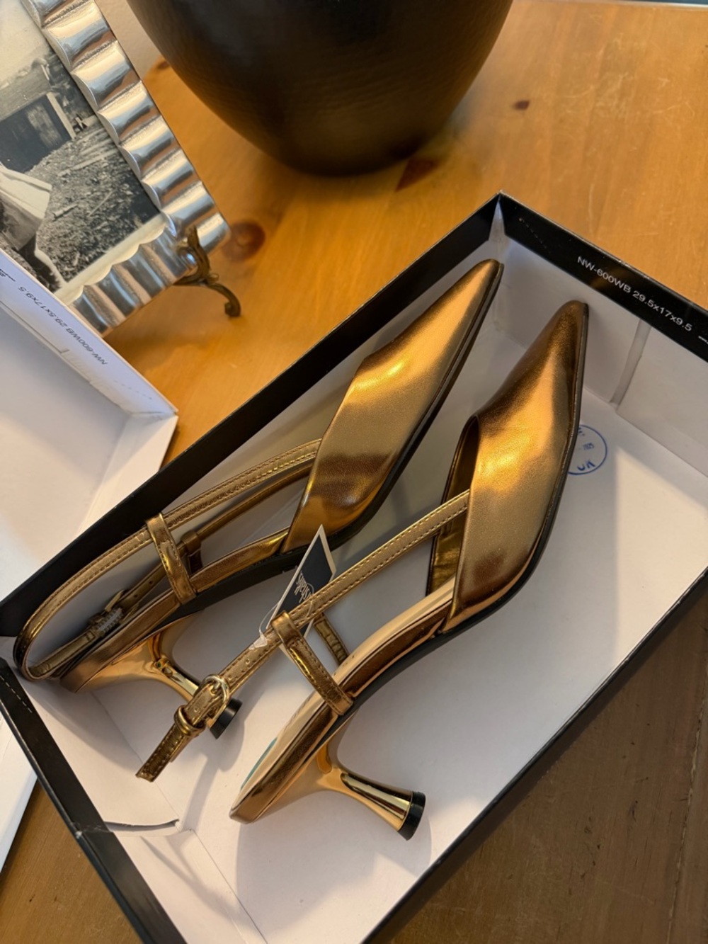 NWT Nine West Shimmery Bronze Slingback Pointed Kitten Heels - Picture 5 of 13